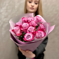 11 фиолетовых роз